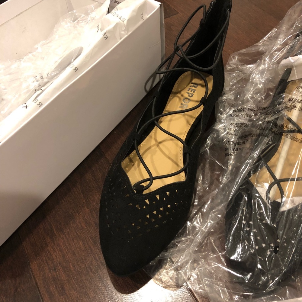 NWT black flats